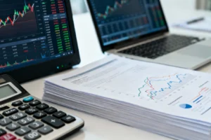 Economists Mark Up US Growth Forecasts, See Tepid Job Gains, Survey Shows - Professional coverage