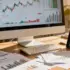 Bitcoin Premium Squeeze: Analysts Sound Alarm on Saylor’s Strategy